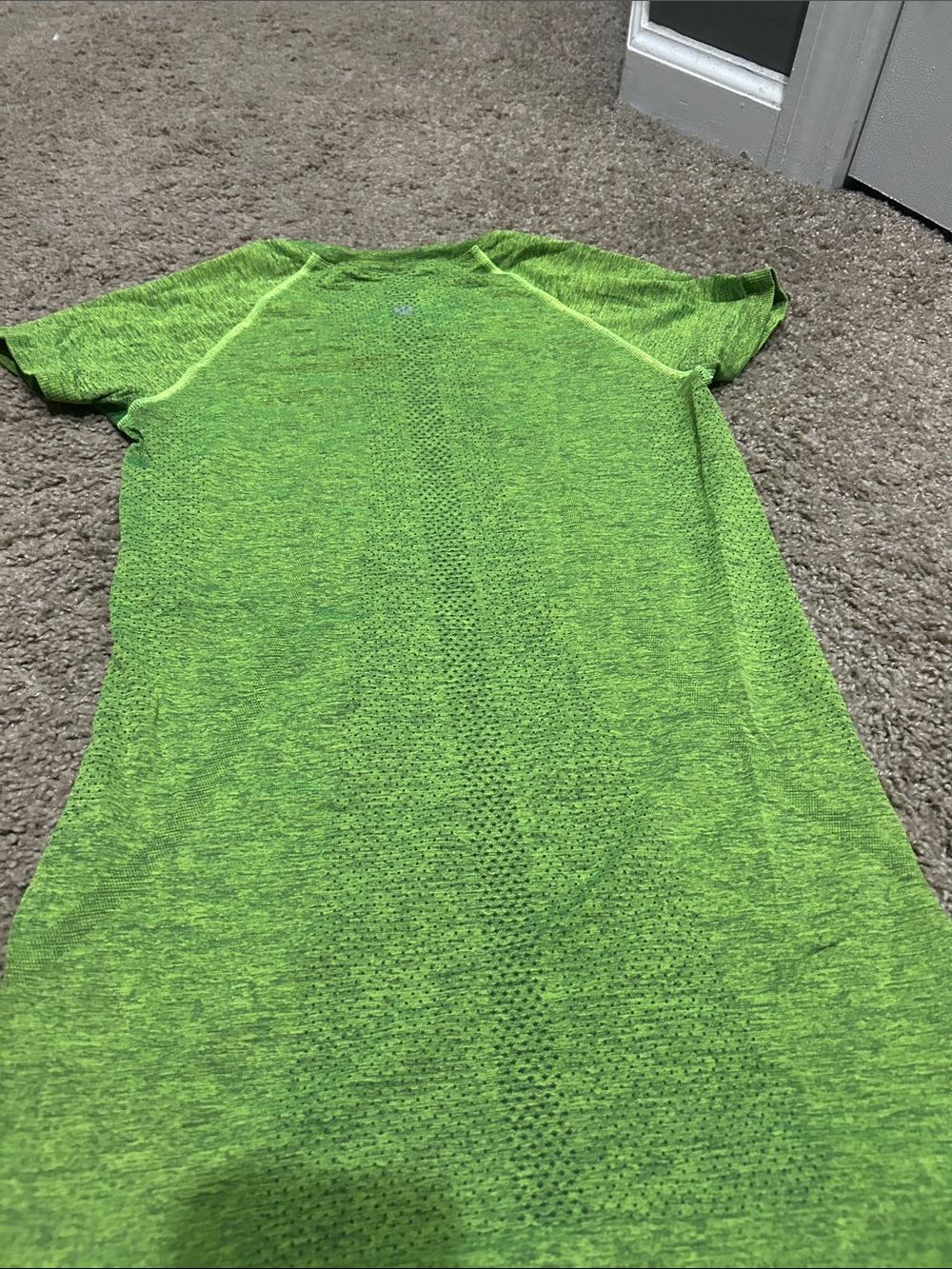 lululemon athletica Women's Short-Sleeve Performance Tee in Neon Green